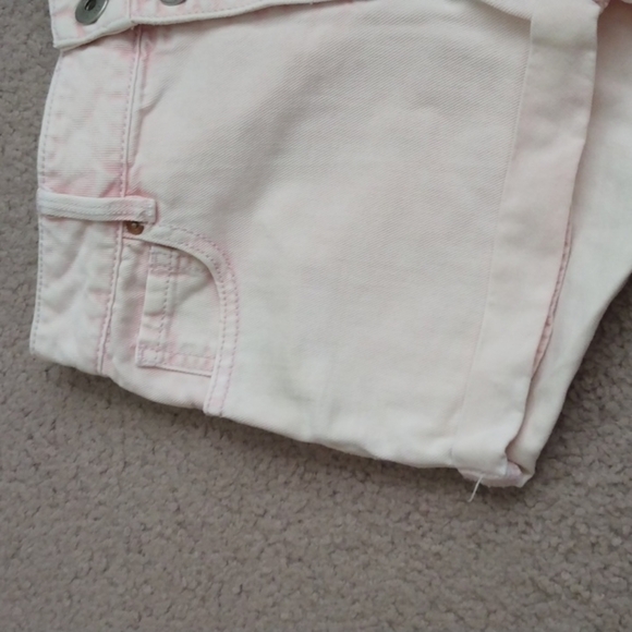 Bullhead Denim Co. High Rise Shorts - Picture 2 of 10